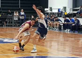 Somisa aplasto a Sacachispa y mantiene su invicto en el Clausura