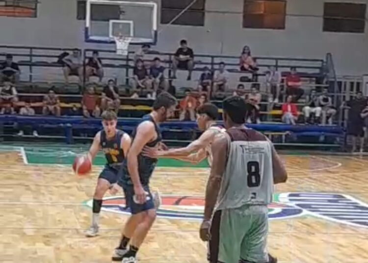 Defensores se llevo una gran victoria de Campana