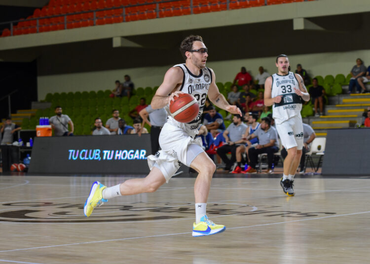 Defelippo y Olimpico no pudieron cruzar el Riachuelo Riojano