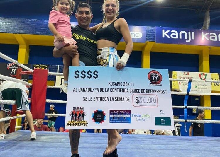 Selene “La Princesita” Taboada debuto como profesional y trae la victoria a casa