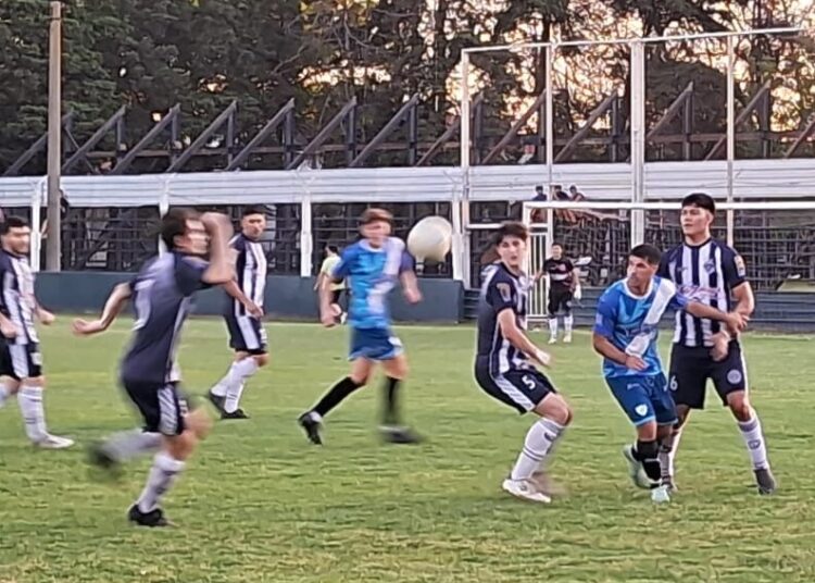 Somisa y Parana igualaron sin goles