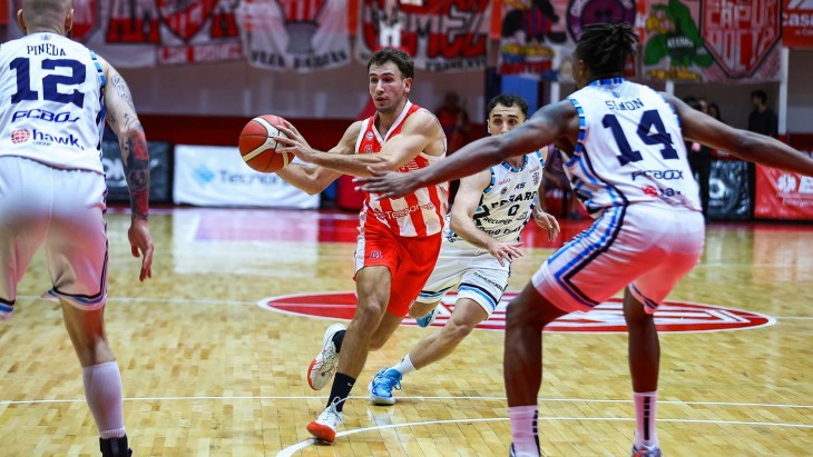 Fernandez y Peñarol no pudieron festejar en Cordoba ante Instituto con la llegada de Papa Noel