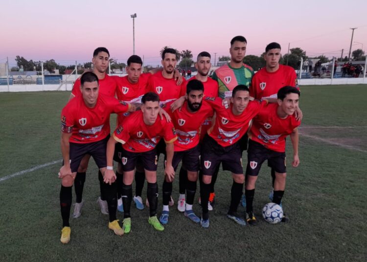 General Rojo goleó y avanzó a octavos del Regional Amateur