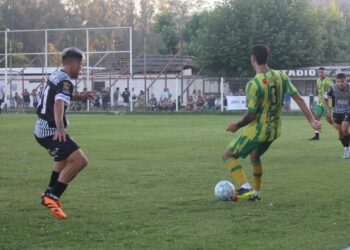 La Emilia este 31, levanta las Copas para festejar el domingo en Salto