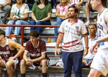 Guillermo Parnisari deja su cargo como entrenador de básquet de Defensores de Villa Ramallo