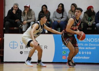 Sin Manuel Rodriguez en cancha Lanús quebró a Pilar en el último cuarto