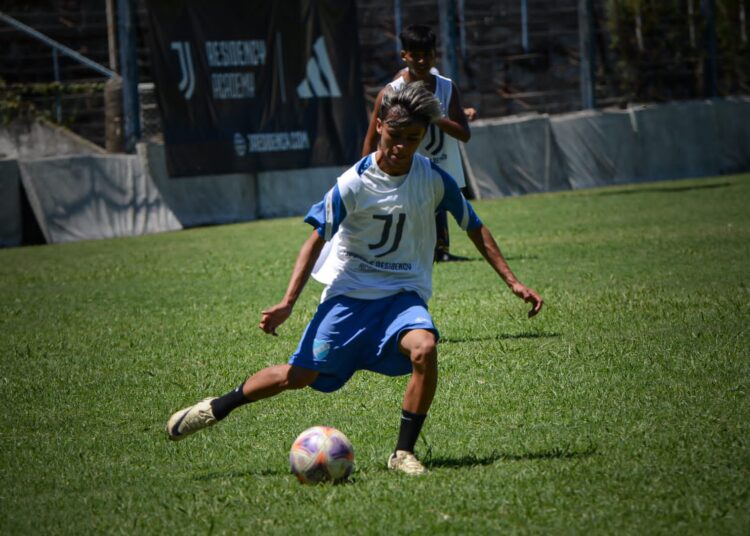 Benicio Luques tras los pasos de Sivori, el talento nicoleño que probará suerte en la Juventus de Italia