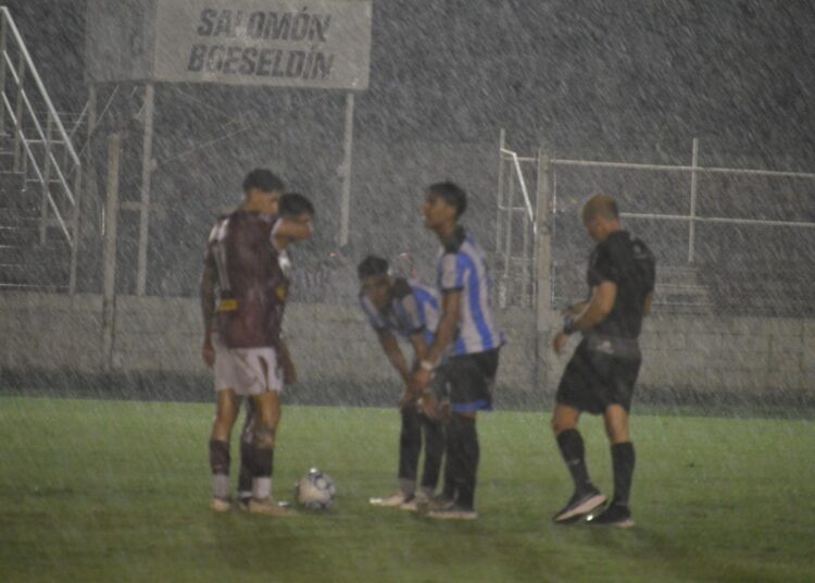 El clima le gano a primera fecha y asi quedo reprogramada