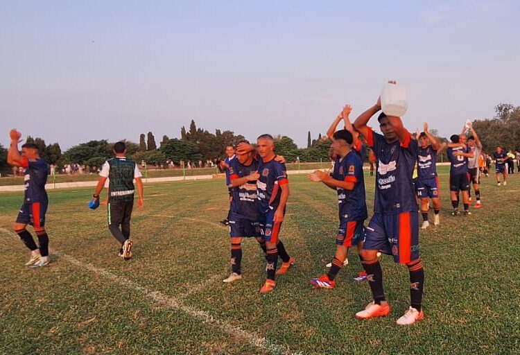 Regatas hizo pocker en el Poli y goleó a Los Andes en Villa Ramallo