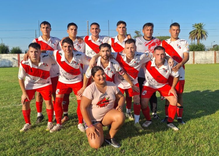 En Ramallo, goleada de 12 de Octubre