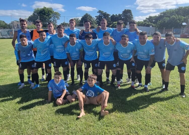 Regatas goleó a Social y es escolta de Belgrano