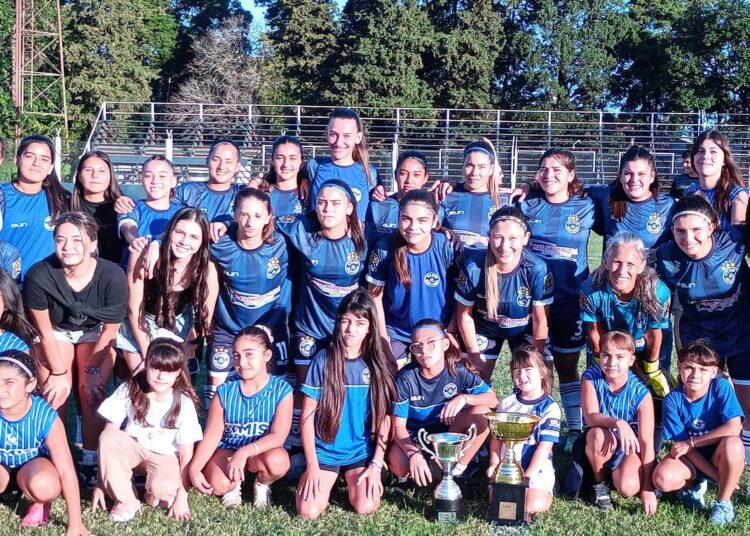 Comenzó el Torneo de Fútbol Femenino de la Liga Nicoleña