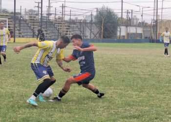 Regatas estuvo más despierto y sigue puntero 