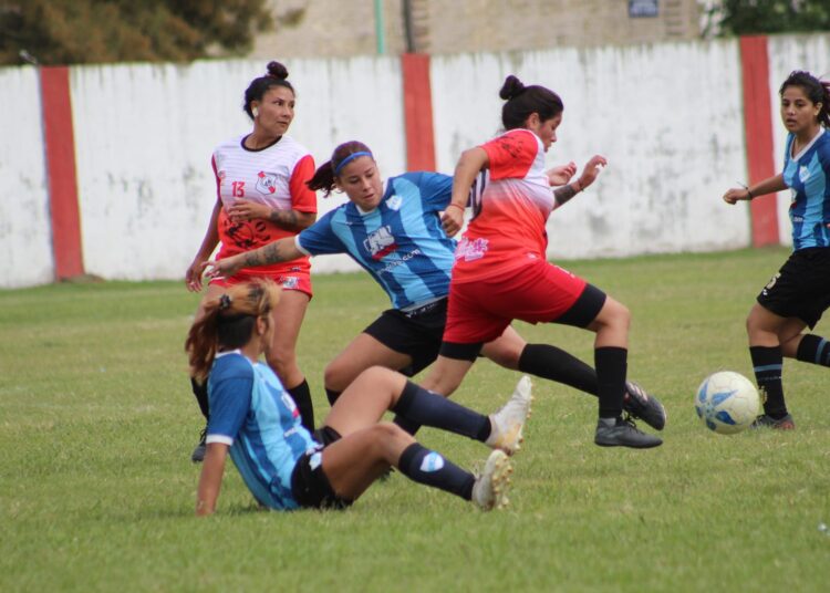 Somisa, El Fortin y Matienzo son los lideres del femenino con puntaje perfecto