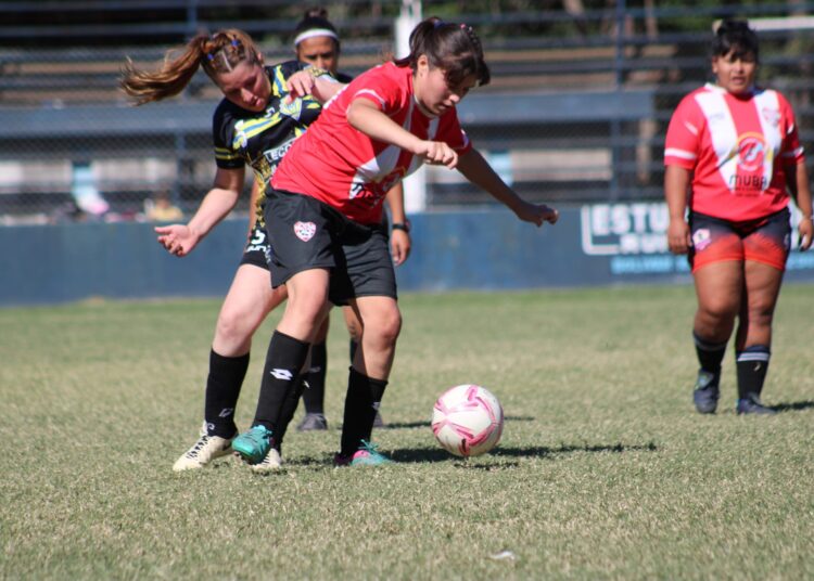 Se jugó parte de la cuarta fecha del Torneo Apertura «Laurina Oliveros»