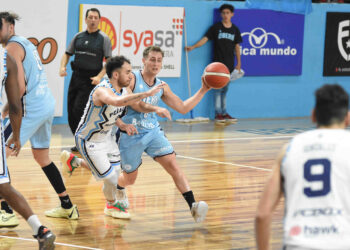 El nicoleño Victor Fernandez y Peñarol no pudieron en Misiones ante Obera que escalo al cuarto puesto