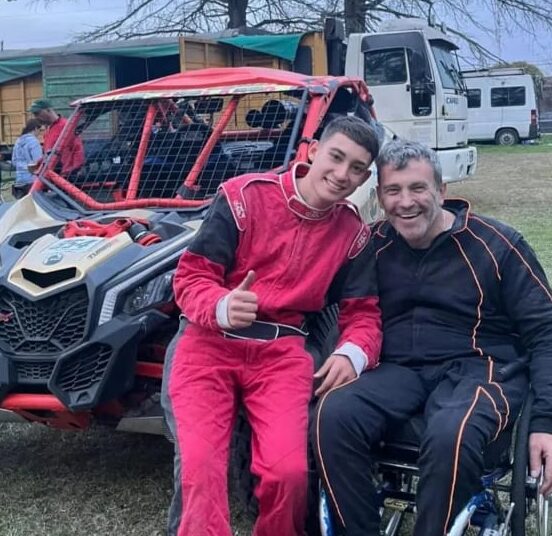 Rally Santafesino en Villa Eloísa: Gran desempeño de Beto Ackermann, líder en UTV1 y séptimo en la general tras el primer día