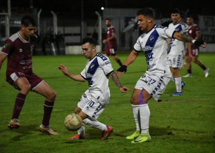 Derrota de Defensores en Rafaela: 2-0 ante Ben Hur