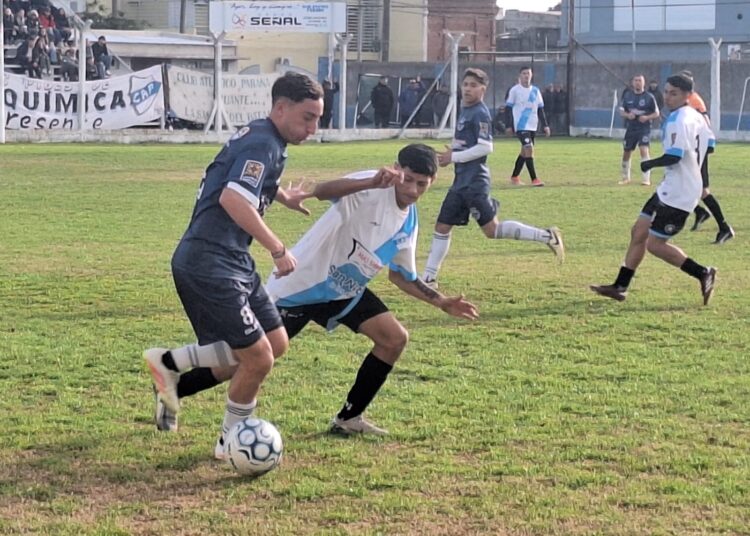 Somisa bajó a Paraná y va por Regatas