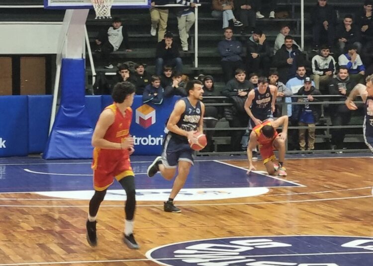 Básquet: comenzaron las semifinales de la Primera local y ganaron Somisa A y Defensores A