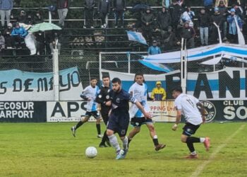 Fútbol local: Somisa y Paraná empataron sin goles en un partido muy cerrado