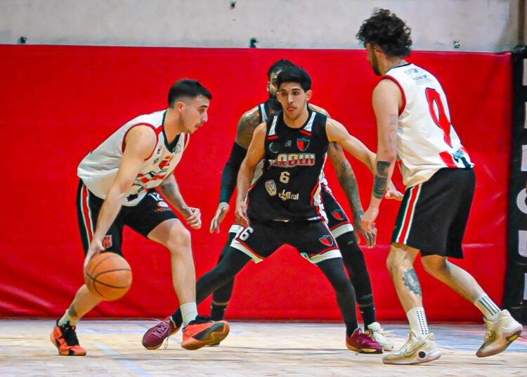 Central Entrerriano dio el golpe en Derqui y es el primer semifinalista por el ascenso