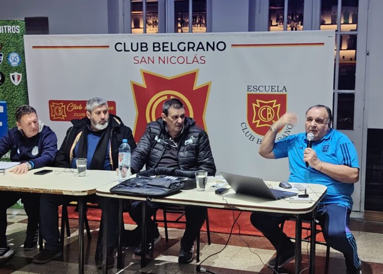 Importante capacitación arbitral con la presencia de Miguel Scime en San Nicolás