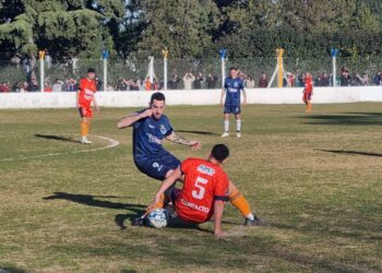 Regatas es el primer finalista del Apertura del fútbol nicoleño