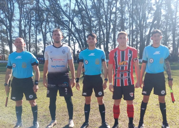 Los pendientes del domingo no modificaron la cima del Clausura