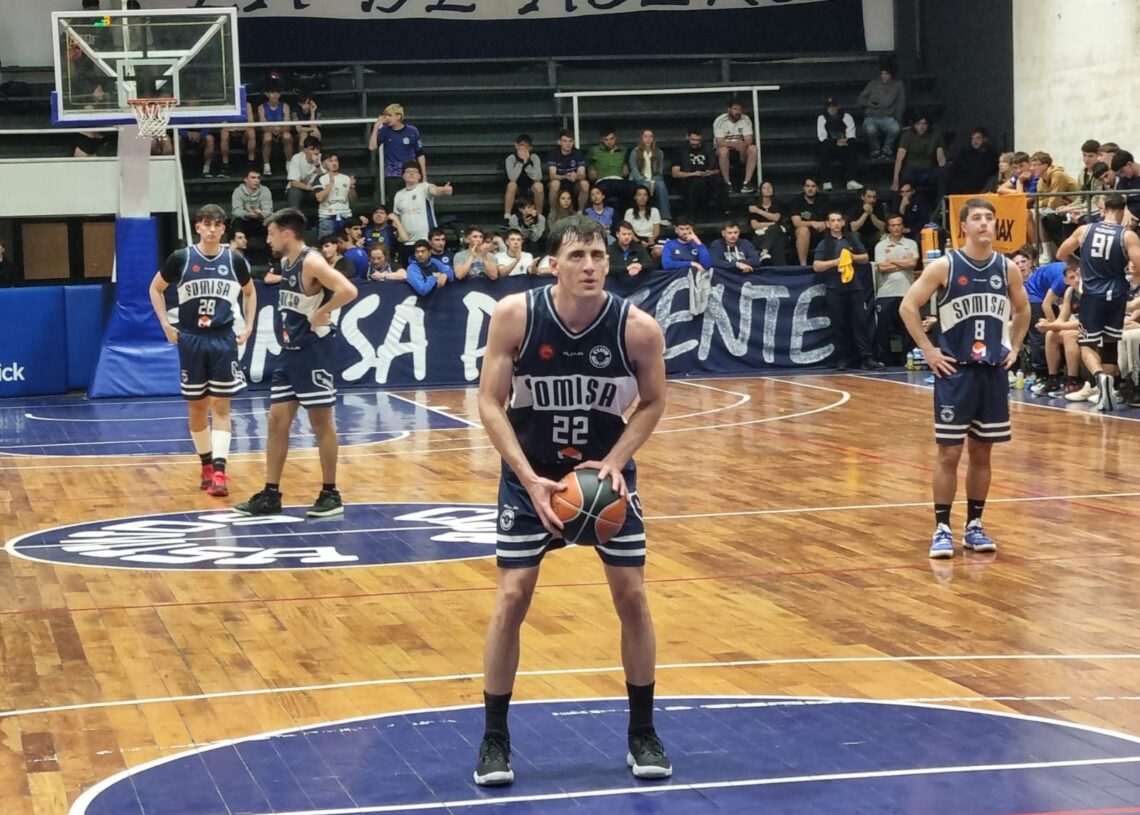 Somisa A ganó y recuperó la punta en soledad