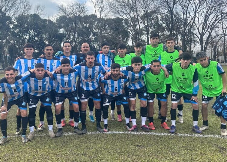 Conesa goleó a Paraná y sumó sus primeros puntos