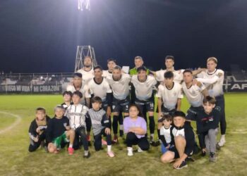 Hat-trick de Leandro Fernández y triunfo de La Emilia en el Clausura