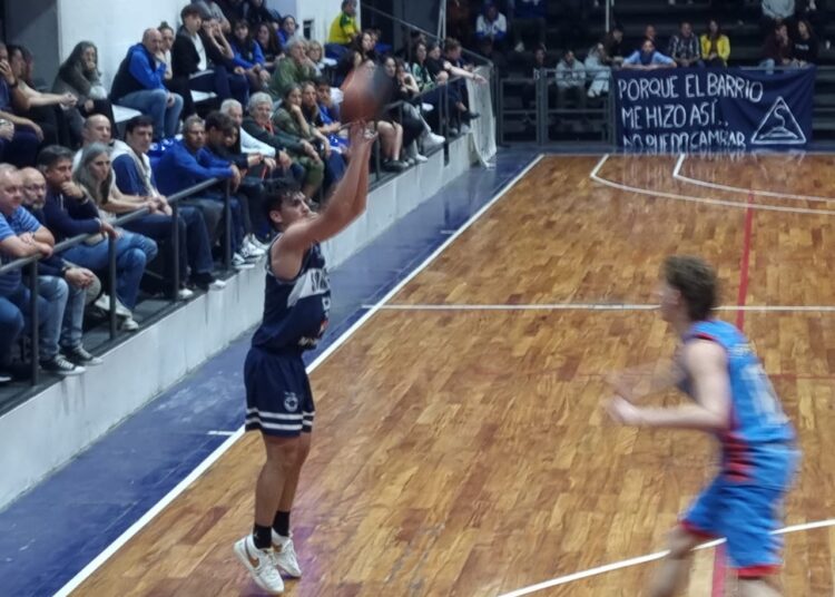 Somisa imparable, puntero e invicto en soledad