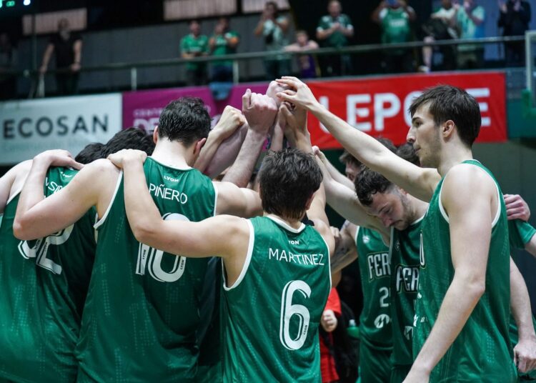 En el duelo de nicoleños, Defelippo le ganó a Fernández y Ferro es líder