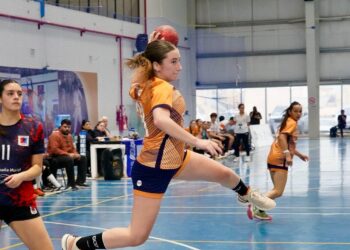 Nacional B Femenino: Regatas invicto y en la Zona Campeonato