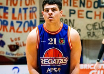 Regatas “A” se quedó con el clásico interno y sigue en alza en el Clausura