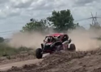 Gran trabajo de Ackermann en la general y liderazgo en UTV1 en el Rally Santafesino el dia sabado