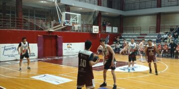 Noche decisiva en el Pre Federal: Sacachispa y Defensores van por la clasificación en territorio ajeno