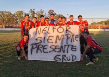 Defensores y Rojo no se sacaron ventajas en el Boeseldín