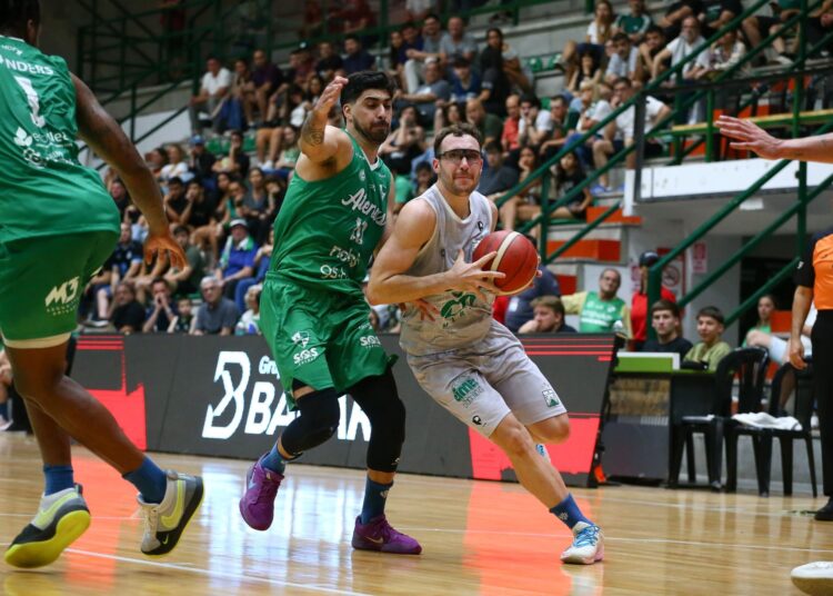 Ferro ganó el clásico con un doble agónico y buena tarea de Defelippo