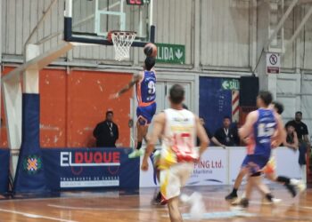 Regatas forzó el tercer partido y la semifinal se define el domingo