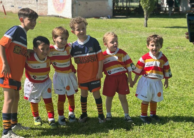 Encuentro y campamento de rugby infantil en Belgrano