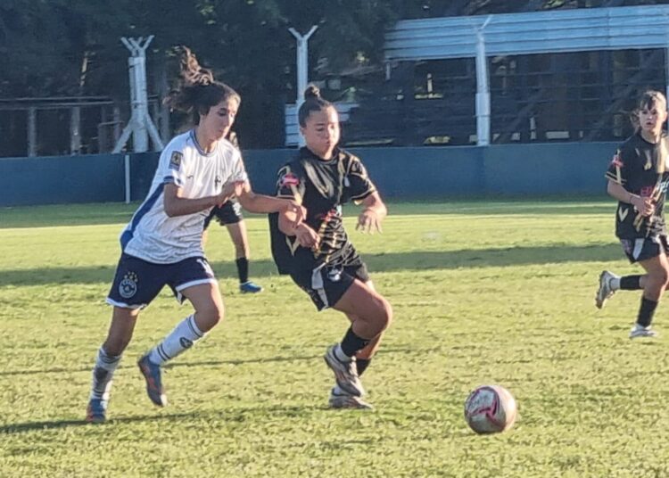 Somisa ganó el primer chico: 2-1 sobre Juventud Unida en la Copa Federal Femenina