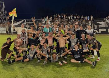 La Emilia rescató un empate agónico y es finalista