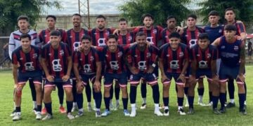 Unidos de Lisandro Olmos el rival de Regatas en la proxima fase del Regional