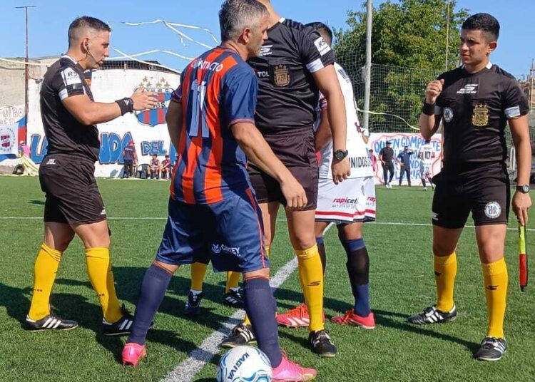 Regatas empató en Olmos y se despidió del Regional: así quedaron las semifinales del Regional
