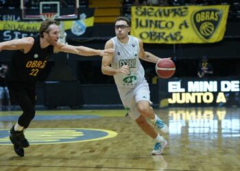 Pese al aporte de Defelippo, Ferro cayó ante Obras tras una gran remontada