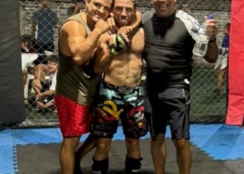 El “Lobo” Tombolesi arrasó en San Pedro y peleará por el título argentino de MMA