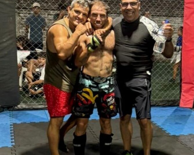 El “Lobo” Tombolesi arrasó en San Pedro y peleará por el título argentino de MMA