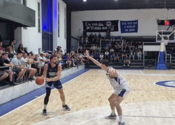 Somisa estreno su piso y festejo ante Náutico Sportivo Avellaneda
